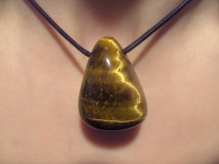 Tigerauge gebohrt, Unikat 1, Anhänger Tigerauge gebohrt, Unikat 1, Anhänger