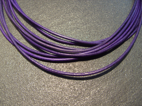 Lederband Ziege, ø 1,5 mm, L 1 m, violett