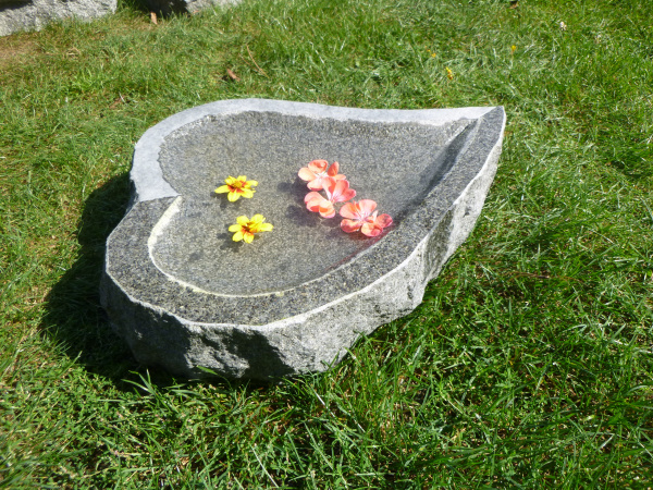 Vogeltränke aus Granit 43, Unikat