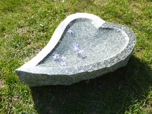 Vogeltränke aus Granit 15, Unikat