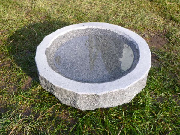 Vogeltränke aus Granit 65, Unikat