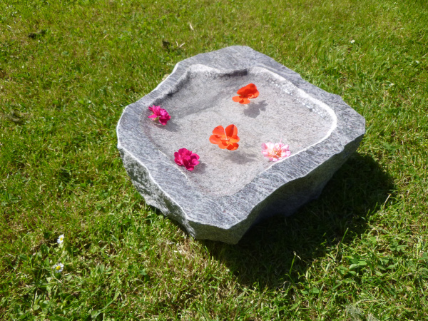 Vogeltränke aus Granit 9, Unikat