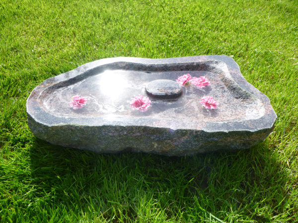 Vogeltränke aus Granit 63, Unikat