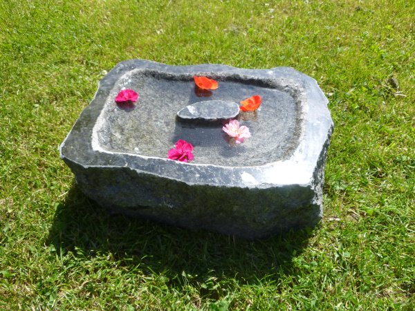 Vogeltränke aus Granit 63, Unikat